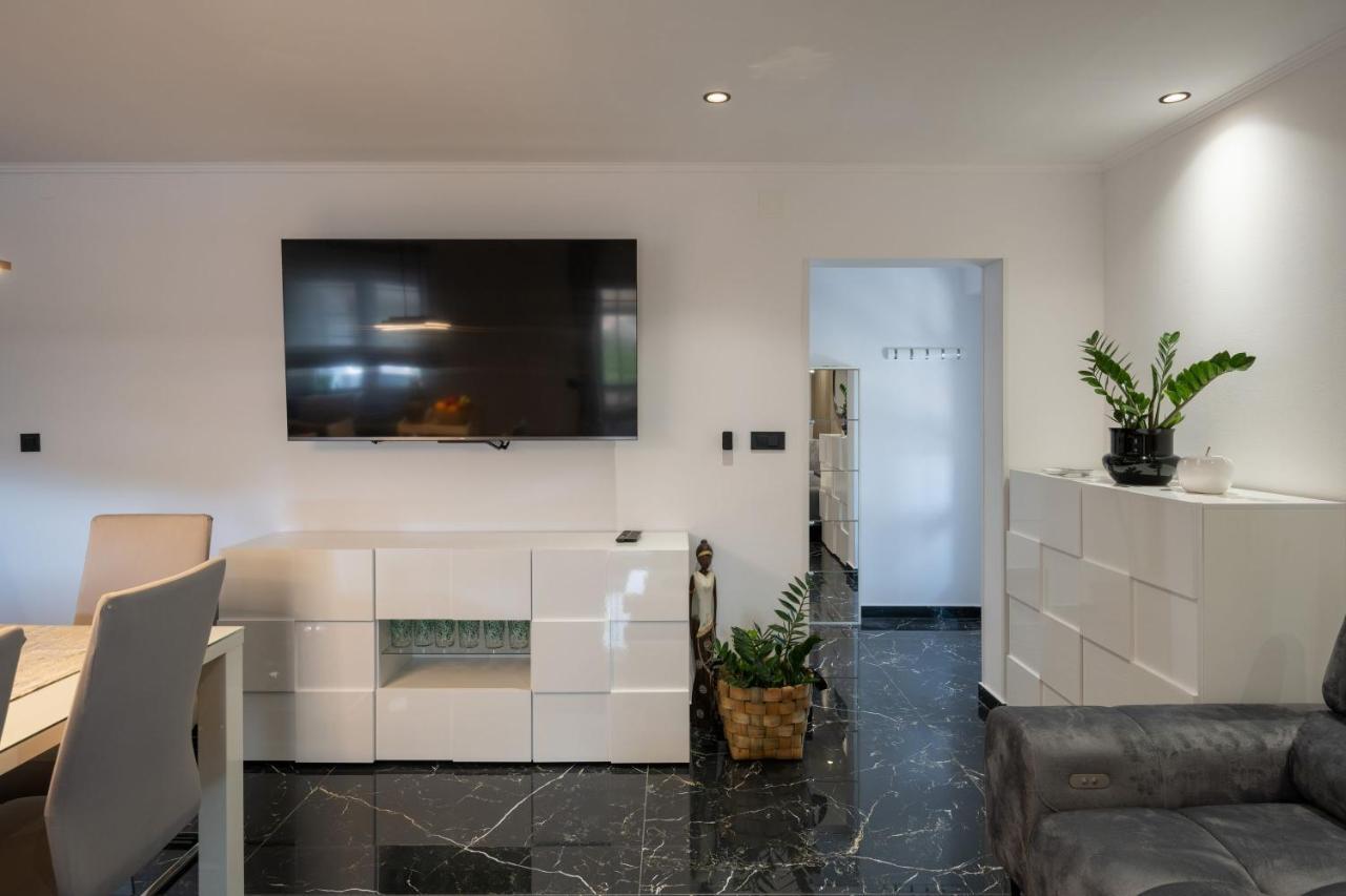 Jasenka Apartment ザヴァラティサ エクステリア 写真
